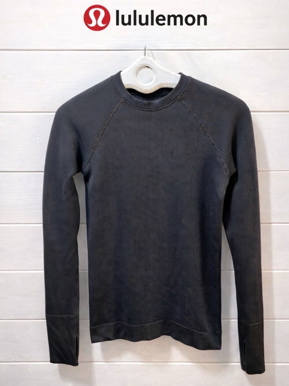 LULULEMON Black Textured Long Sleeve Top Size 4